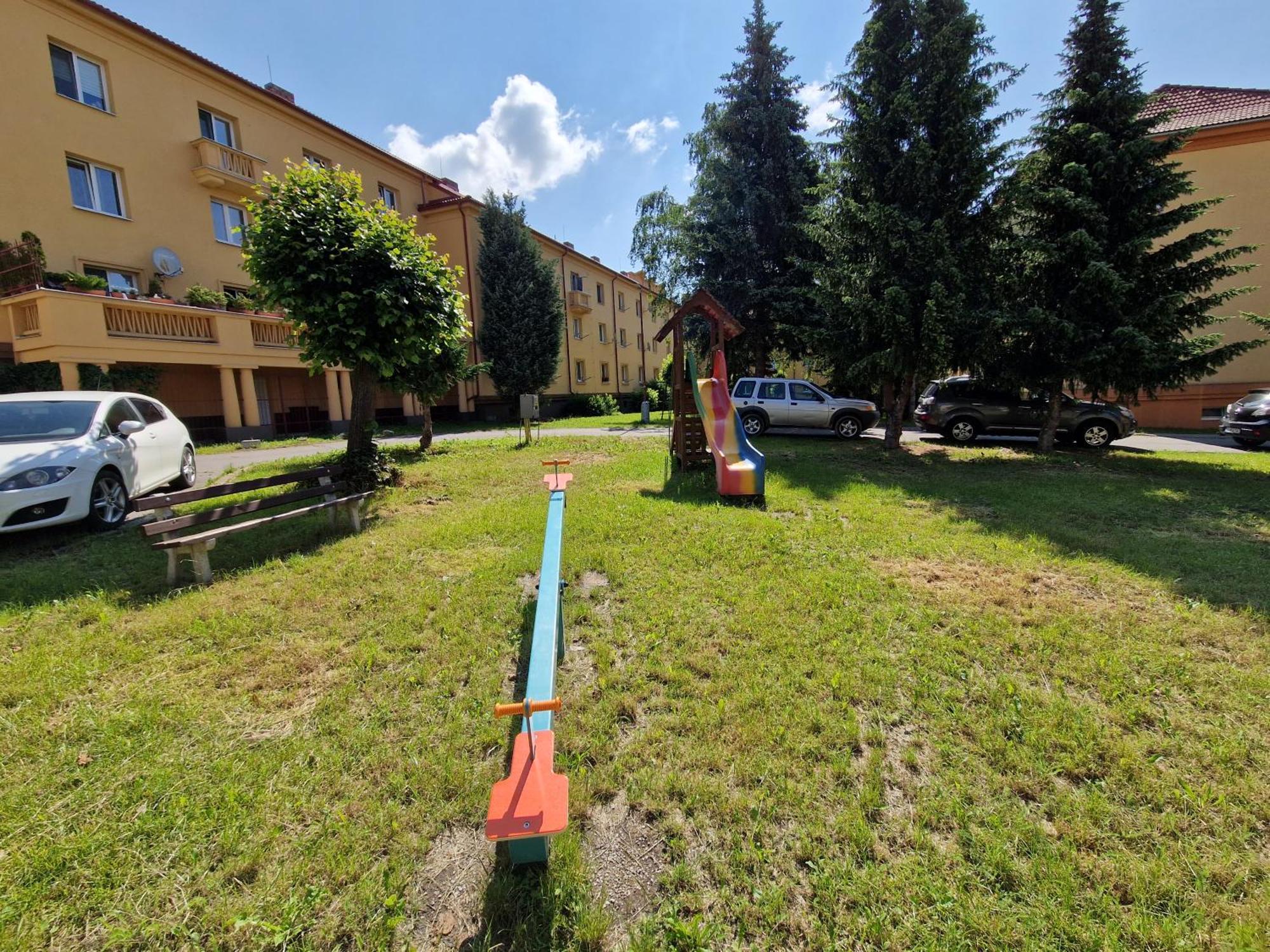City Center Apartment - Self Check-In Spišská Nová Ves Bagian luar foto